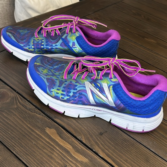 New Balance 775 Running Shoes - Picture 4 of 7